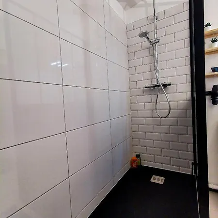 L'aquae - Parking - Wifi - Spacieux Apartmán